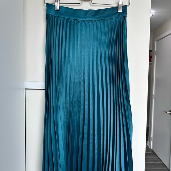 Teal Midi Pleated Skirt Size S - Picture 4 of 7